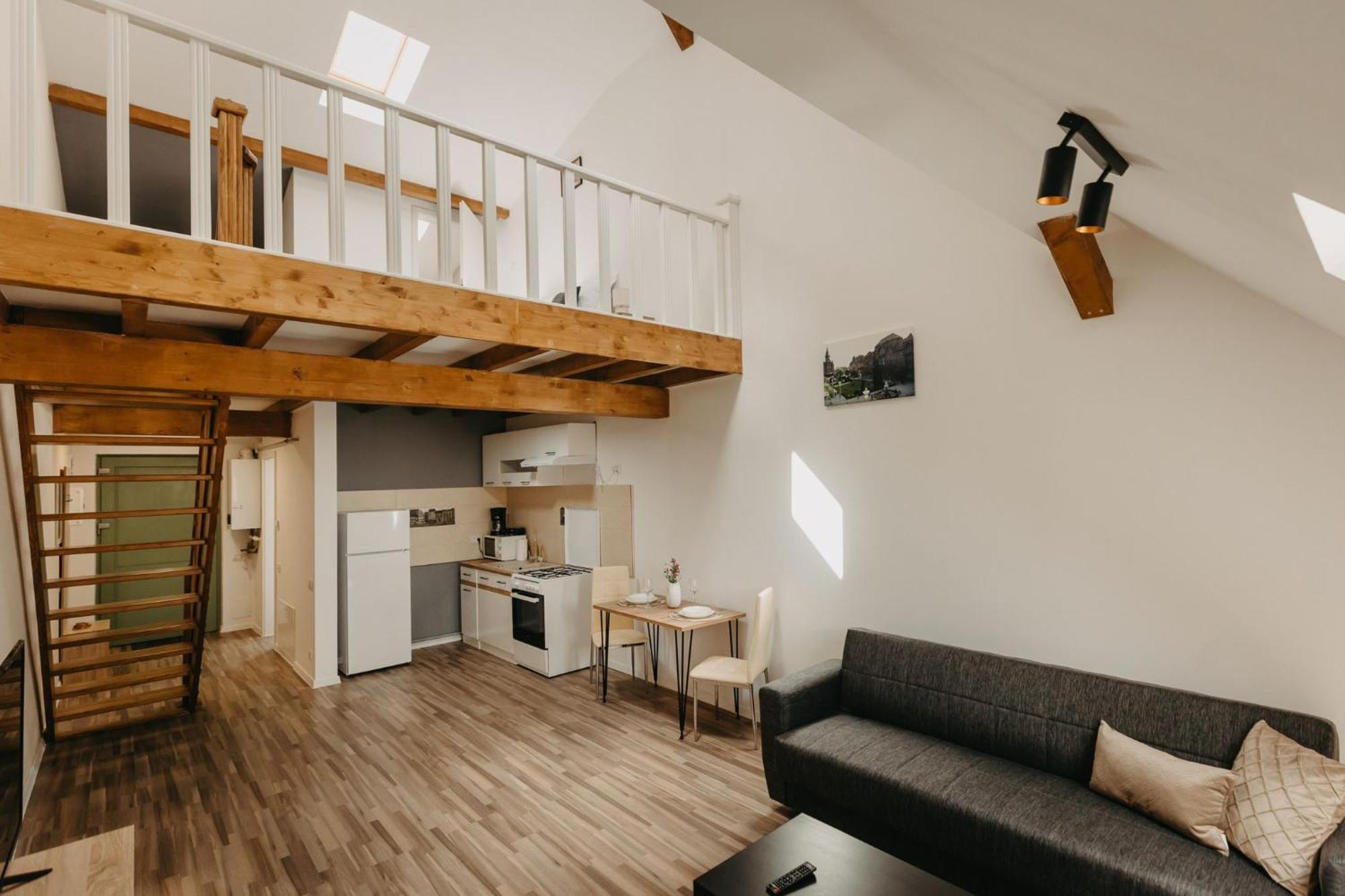 Palatul Agoston Galgon Aparthotel Timişoara